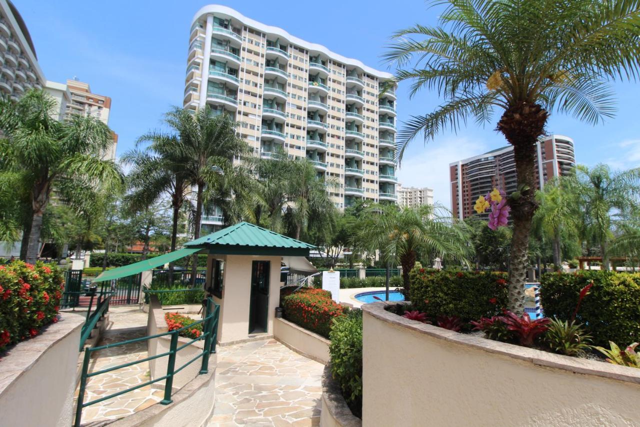 Barra Da Tijuca - 9 - Flat Premium Com Cozinha, Fogao Cooktop, Geladeira Grande, Smart Tv Grande, Lindo E Muitissimo Confortavel, Balsa Para A Praia Gratis E Estacionamento Gratuito Rio de Janeiro Buitenkant foto