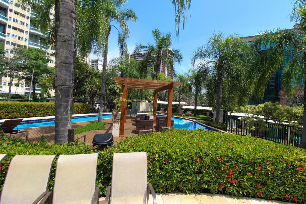 Barra Da Tijuca - 9 - Flat Premium Com Cozinha, Fogao Cooktop, Geladeira Grande, Smart Tv Grande, Lindo E Muitissimo Confortavel, Balsa Para A Praia Gratis E Estacionamento Gratuito Rio de Janeiro Buitenkant foto