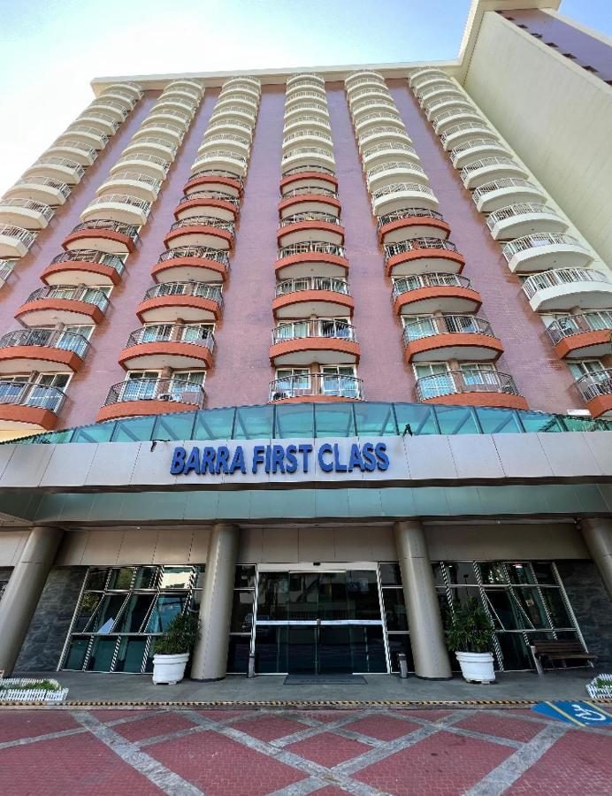 Barra Da Tijuca - 9 - Flat Premium Com Cozinha, Fogao Cooktop, Geladeira Grande, Smart Tv Grande, Lindo E Muitissimo Confortavel, Balsa Para A Praia Gratis E Estacionamento Gratuito Rio de Janeiro Buitenkant foto